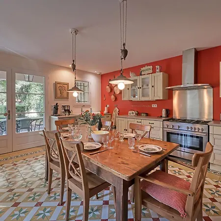 Magnifique Maison De Famille - 3 Mn A Pied Du Centre Uzes
